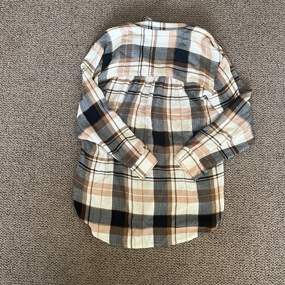 Anthropologie plaid long sleeve - Picture 4 of 5